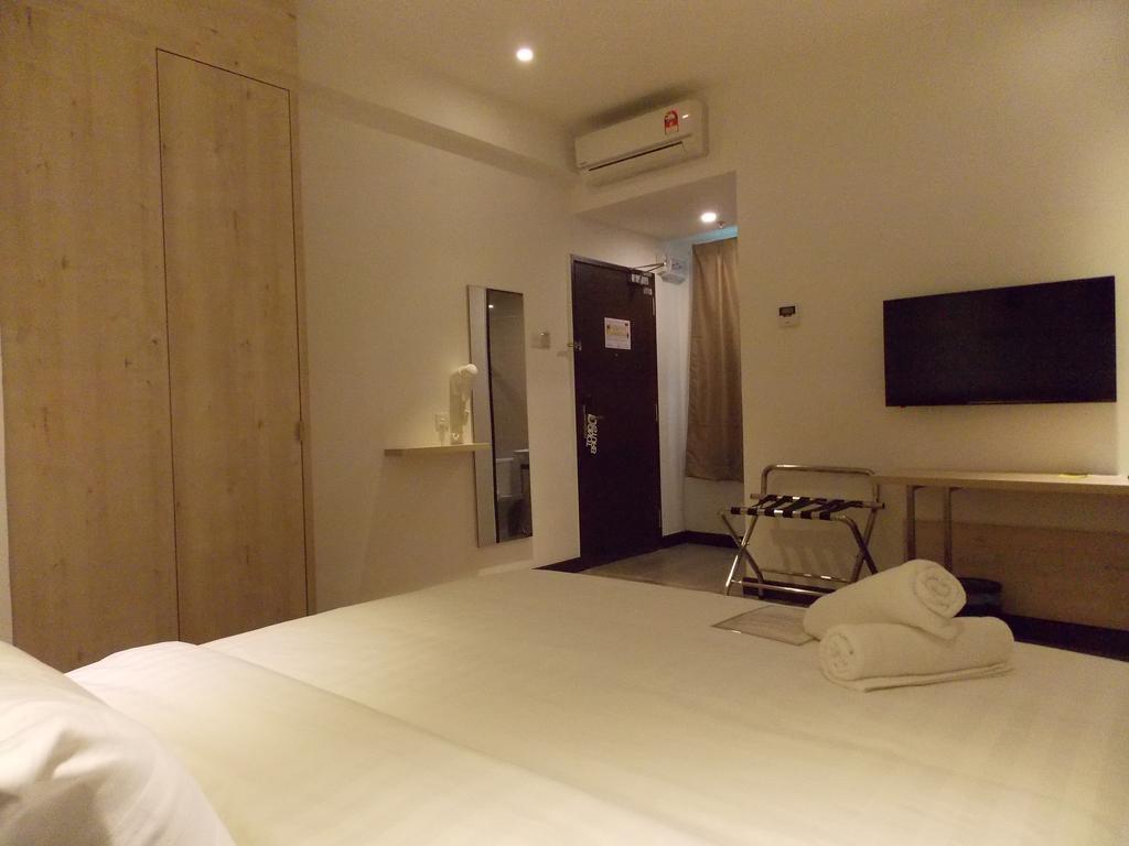 Fuller Hotel Кулим Экстерьер фото